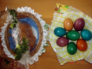 barwione jajka na Wielkanoc 2015